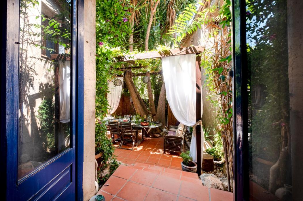 Little Vine Bed & Breakfast Sant Pere De Ribes Exterior foto